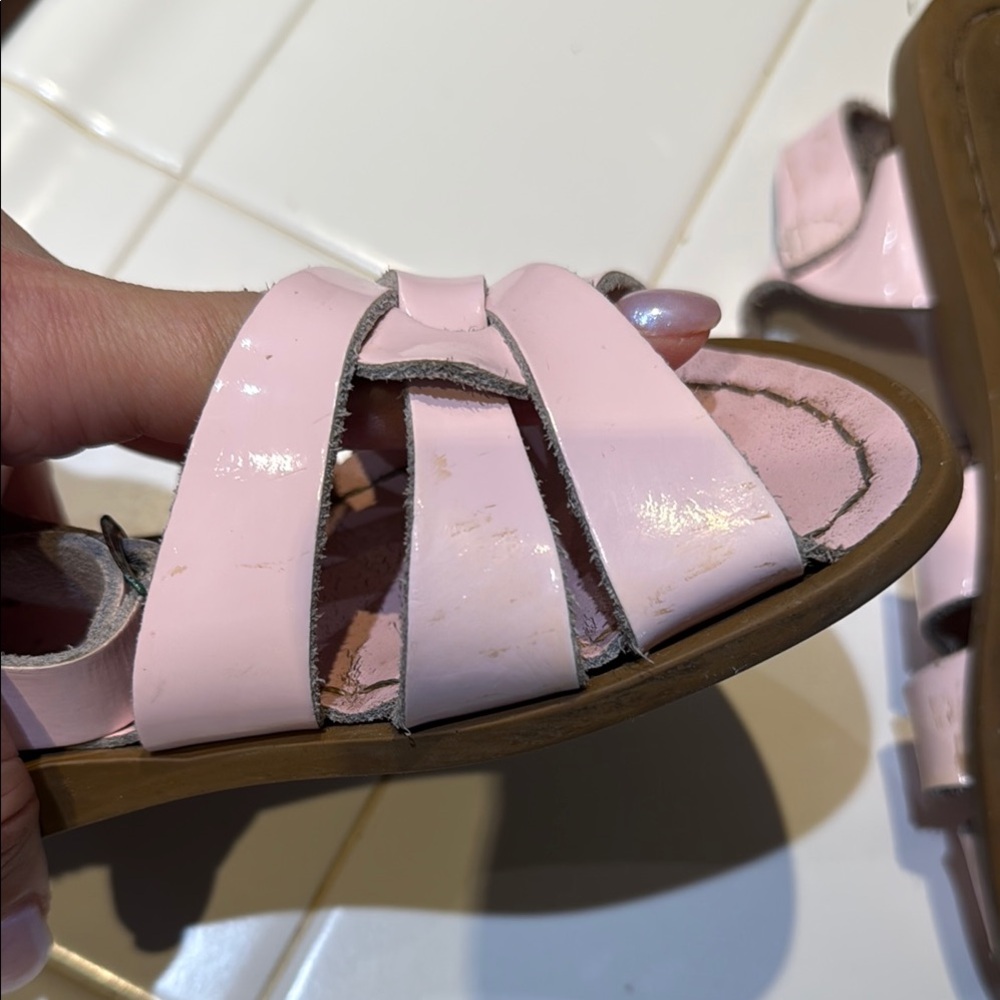 Girl’s Salt Water Pink Sandals - Picture 3 of 4